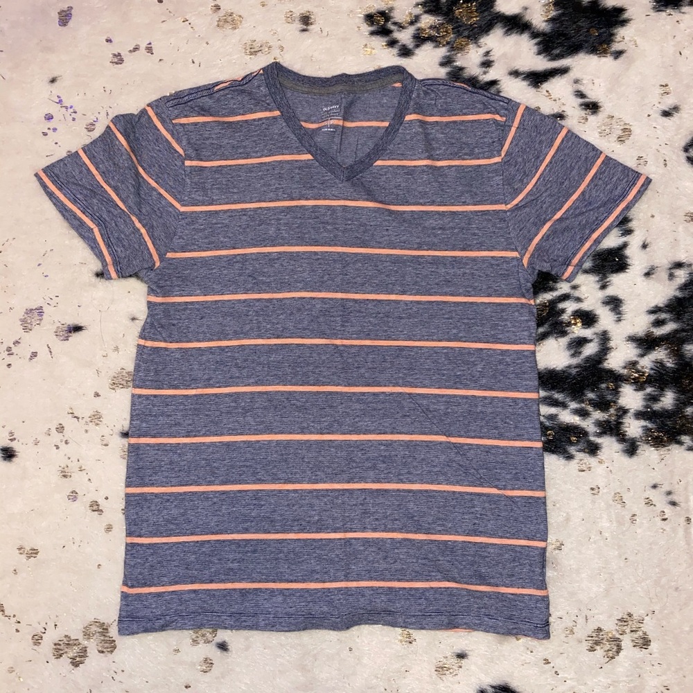 Old Navy T-shirt